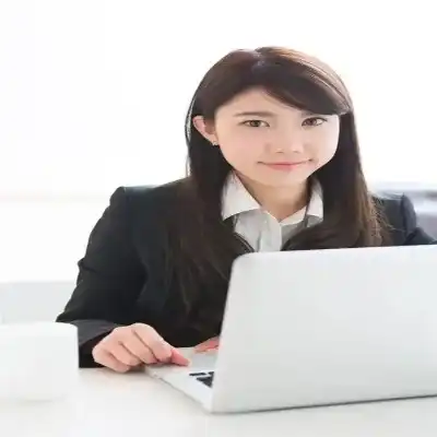 吕雅芳
